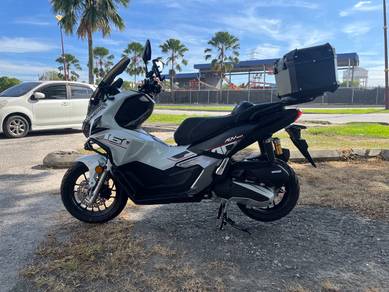 honda adv 160 std  full accessories can full loan