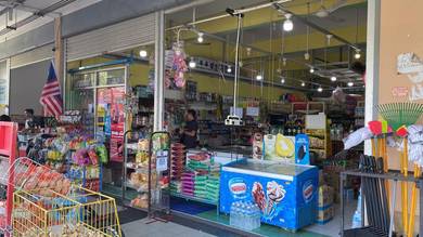 For Sale|La Gloxinia Avenue|Shoplot