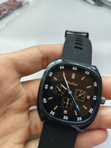 Jam tangan 