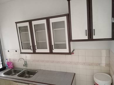 2 sty Shah Alam Seksyen 13 Gated and guarded