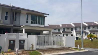 END LOT - 2 Storey Terrace Taman Bukit Sarimban, Sikamat