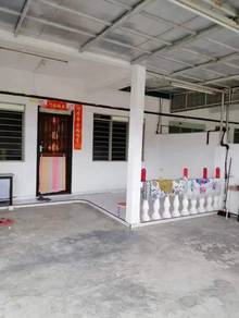 Rumah setingkat untuk jual,(kos rendah)station 18,pengkalan,ipoh.