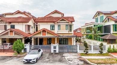 RENOVATED 2.5 Storey Semi D Puncak Bangi Seksyen 6 Bandar Baru Bangi
