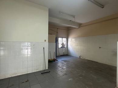 SENTUL - ground floor Shop (Good for warehouse / office / store)