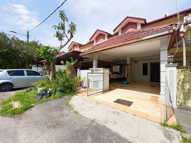Facing OPEN DOUBLE STOREY PUNCAK ALAM