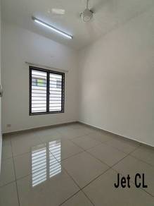 Setia Utama 2 Setia Alam 2.5sty 20x65 rumah sewa