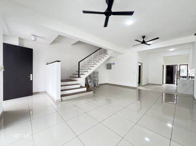Brand New Bukit Raja Casira double storey 20x75 rumah sewa