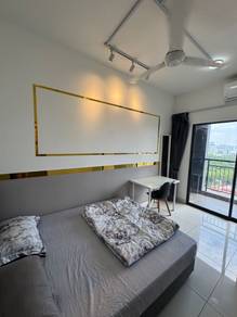 Fully Furnished Balcony Room At The Holmes 2 Move In Condition