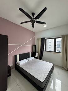 Fully Furnished Single and Master room (FEMALE UNIT) at Seasons Garden