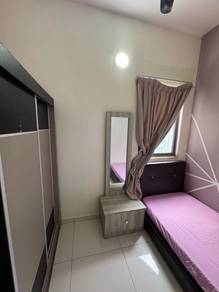 Fully Furnished Single and Master room (FEMALE UNIT) at Seasons Garden
