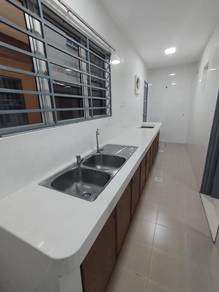 2sty Taman Puchong Prima 4 walking to LRT , Gated and guarded