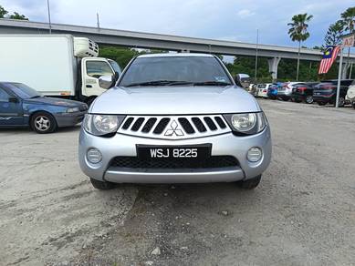 Mitsubishi TRITON 2.5 LITE FACELIFT (M)