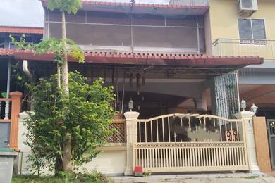 [MURAH] FULLY RENOVATED Double Storey Terrace Taman Sri Aman Lukut