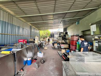 Corner semi d factory alam perdana industrial puchong 