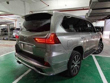 Lexus LX570  5.7L (A)