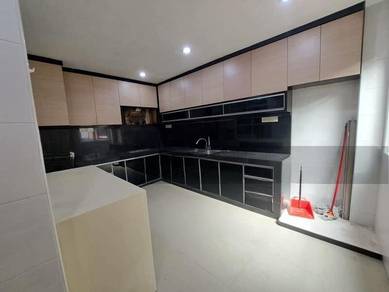 Sutera Utama Double Storey Semi D Partially Furnished for sale