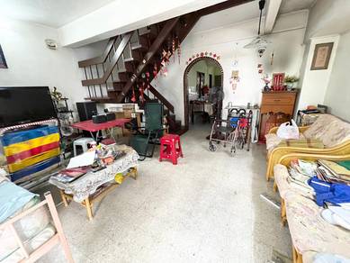 Taman Sri Gombak - Renovated and extended House in Fasa 6