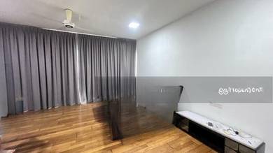 Regalia Residence Lrt Mrt Sunway putra mall