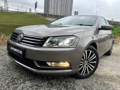 Volkswagen PASSAT 1.8 TSI (CKD) ENHANCED(A)FL