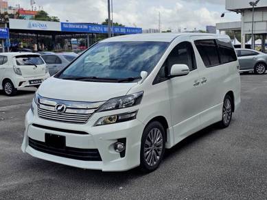 Toyota VELLFIRE 2.4 Z GOLDEN EYES FACELIFT