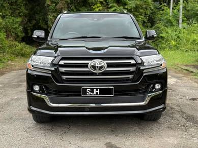 HIGH LOAN🔥2016 Toyota LANDCRUISER 4.6 ZX  (A)