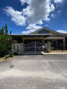 Bandar Putera Indah Tongkang Pecah Batu Pahat/ single storey/ bumi lot