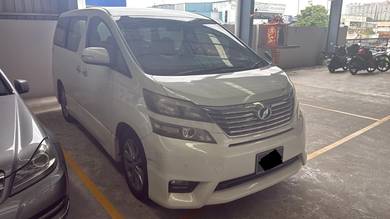 Toyota VELLFIRE 2.4 Z PLATINUM SELECTION (A)
