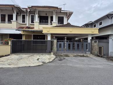 Double storey semi D for rent located at jalan song facing main road .