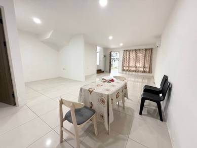 Boxhill76 Double Storey intermediate house for rent, Near to 7 miles/8