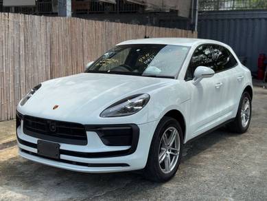 CHALK Int : 2022 Porsche MACAN 2.0 (A) [Touch Pad]