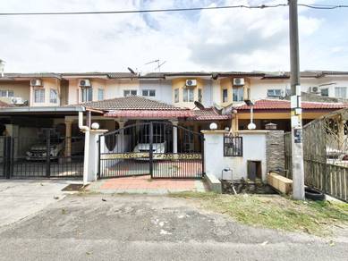Double Storey Terrace Seksyen 5 Bandar Baru Bangi Selangor.