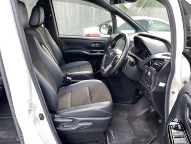 Toyota NOAH 2.0 WXB (A) 8 Year Warranty