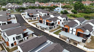 Semi-Detached-House-for-sale-Kuantan-Pahang-1