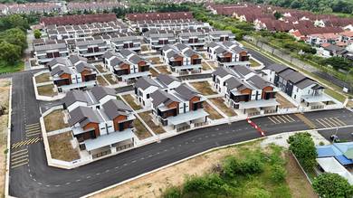 Semi-Detached-House-for-sale-Kuantan-Pahang-3