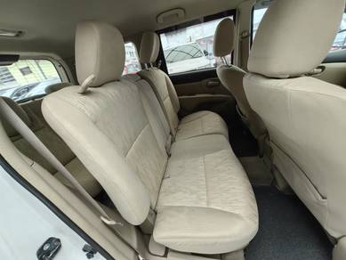 Nissan GRAND LIVINA 1.6 AUTO IMPUL 1 OWNER
