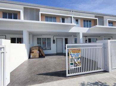 Irama Sendayan Brand New Fully Furnished 2 Storey Terrace For Rent!!