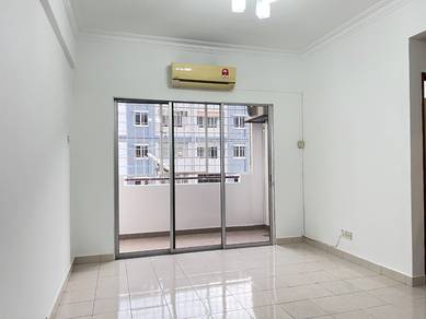 Puncak Baiduri Freehold Apartment 963sf 3 Bed 2 Bath and Cover Parking
