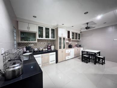 Bandar Menjalara Freehold Below market price , Renovated Unit