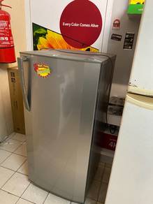 LG  1 Door Refrigerator 5sp1n1  - terpakai