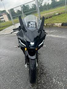 Yamaha R15M