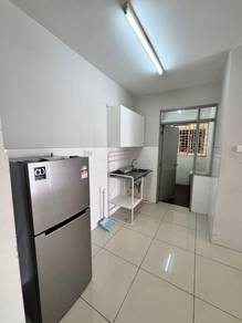 Pv20 4 Room 2 Bathroom Partially Furnished 2 Carpark Nice Condition