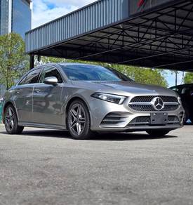 Mercedes Benz A180 1.3 STYLE AMG SEDAN (A)
