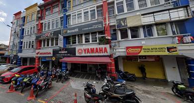 Ground Floor Shop (ROI 4%) Freehold, BAtu Caves, Selayang
