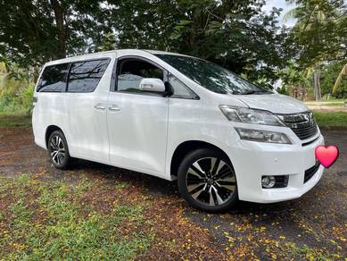 Toyota VELLFIRE 2.4 X (A)   Loan Kedai