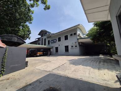 ENDLOT 1.5 Storey Factory Semi D Taman IKS Seksyen 9 Bangi