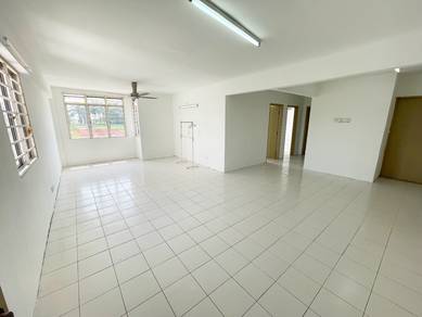 [CORNER + BIG HOUSE] Taman Topaz LIFT Apartment Near Sepang Cyber KLIA