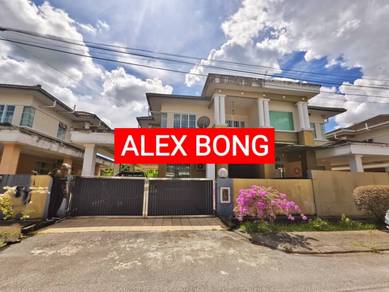 DOUBLE STOREY SEMI DETACHED HOUSE FOR SALE At STAMPIN TENGAH KUCHING