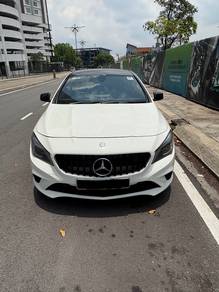 Mercedes Benz CLA200 (CBU) 1.6 (A)