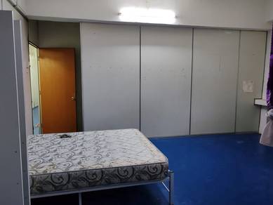 BIG ROOM at Taman Klang Utama, Klang.