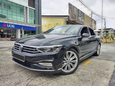Volkswagen PASSAT R-LINE 2.0L (A) CASH REBATE